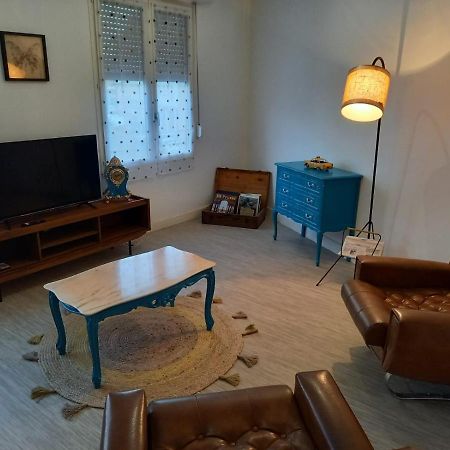 Appart Plein Centre, Balcon - 4 Personnes Sedan Ngoại thất bức ảnh
