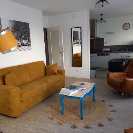 Appart Plein Centre, Balcon - 4 Personnes Sedan Ngoại thất bức ảnh