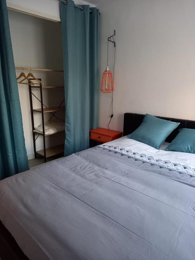 Appart Plein Centre, Balcon - 4 Personnes Sedan Ngoại thất bức ảnh