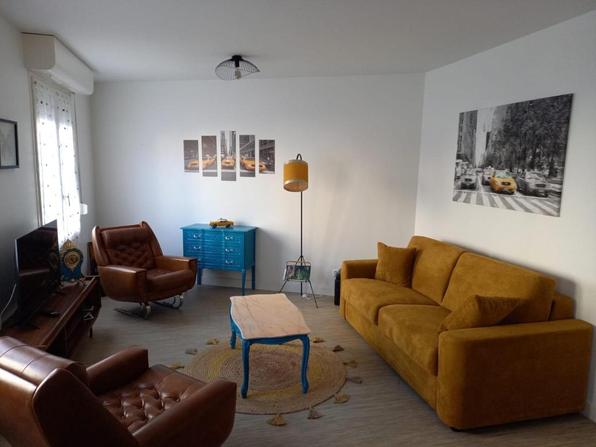 Appart Plein Centre, Balcon - 4 Personnes Sedan Ngoại thất bức ảnh