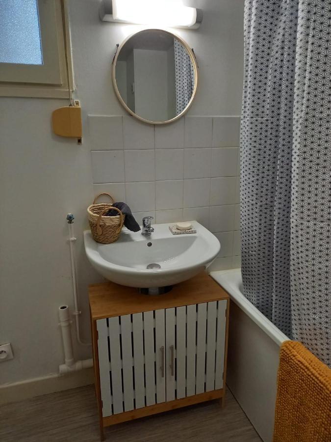Appart Plein Centre, Balcon - 4 Personnes Sedan Ngoại thất bức ảnh